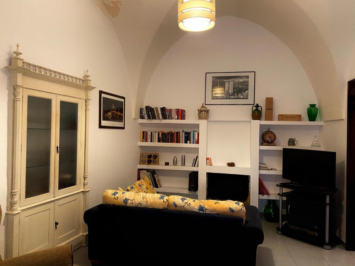 Casa Vacanze...Dei Teutonici Месане Екстериор снимка
